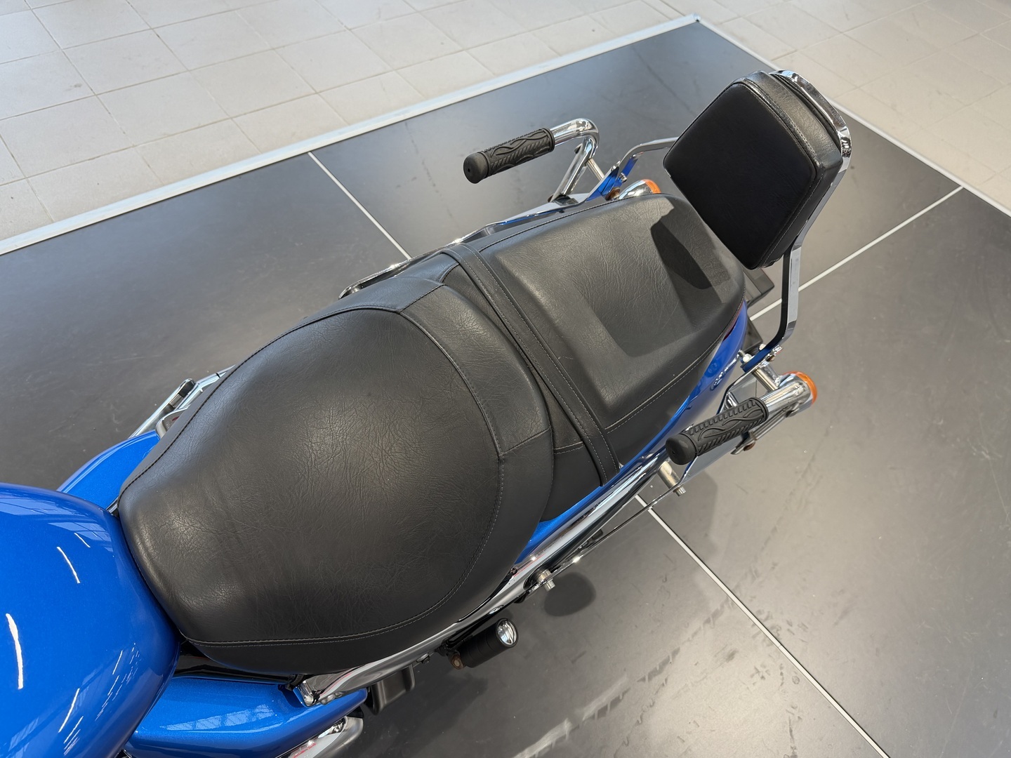 SUZUKI INTRUDER 2010