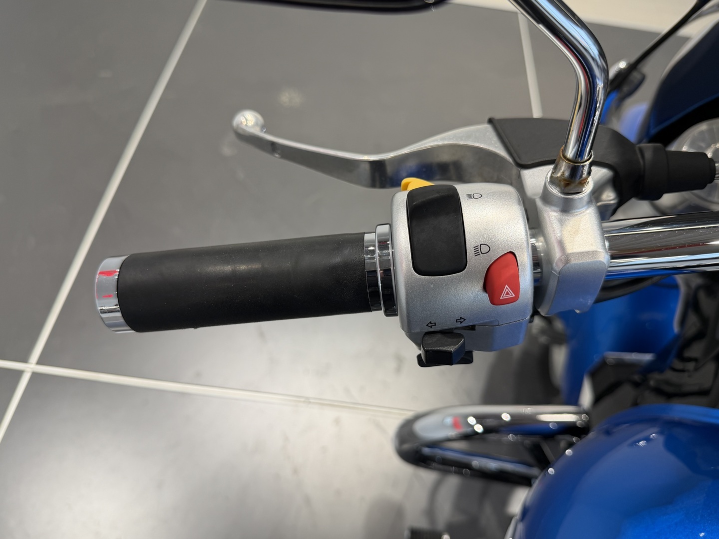 SUZUKI INTRUDER 2010