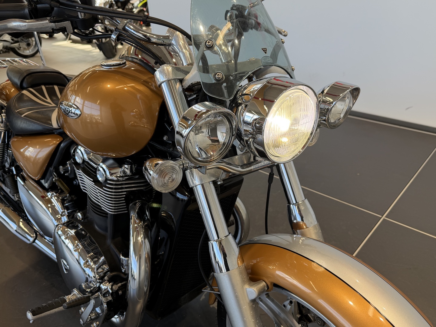 TRIUMPH Thunderbird 2010