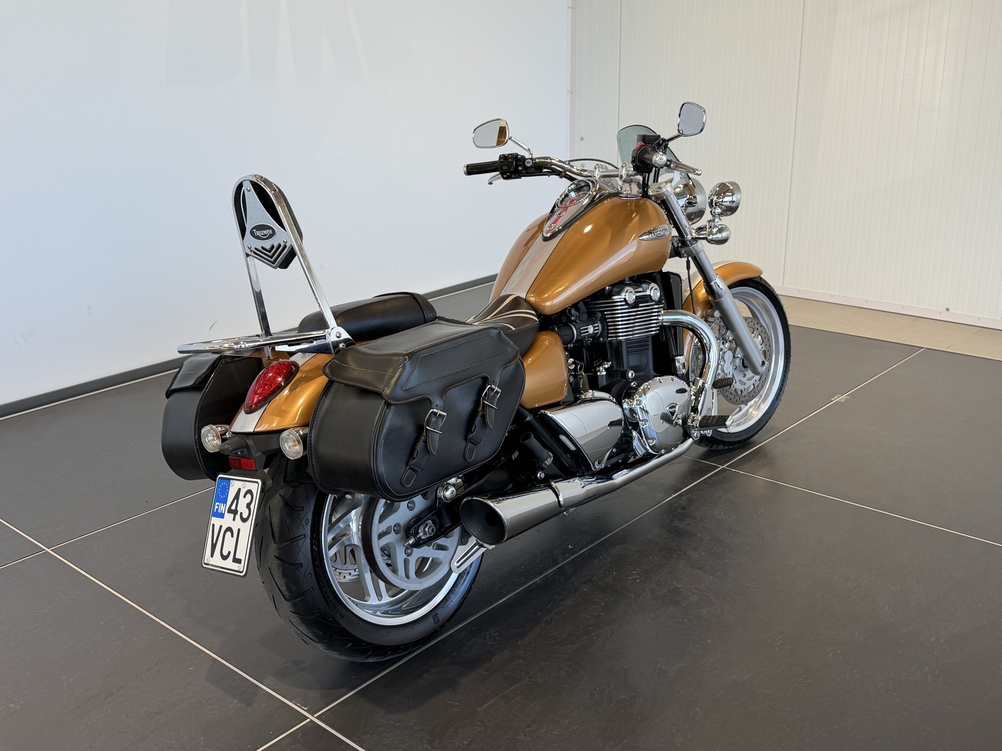 TRIUMPH Thunderbird 2010