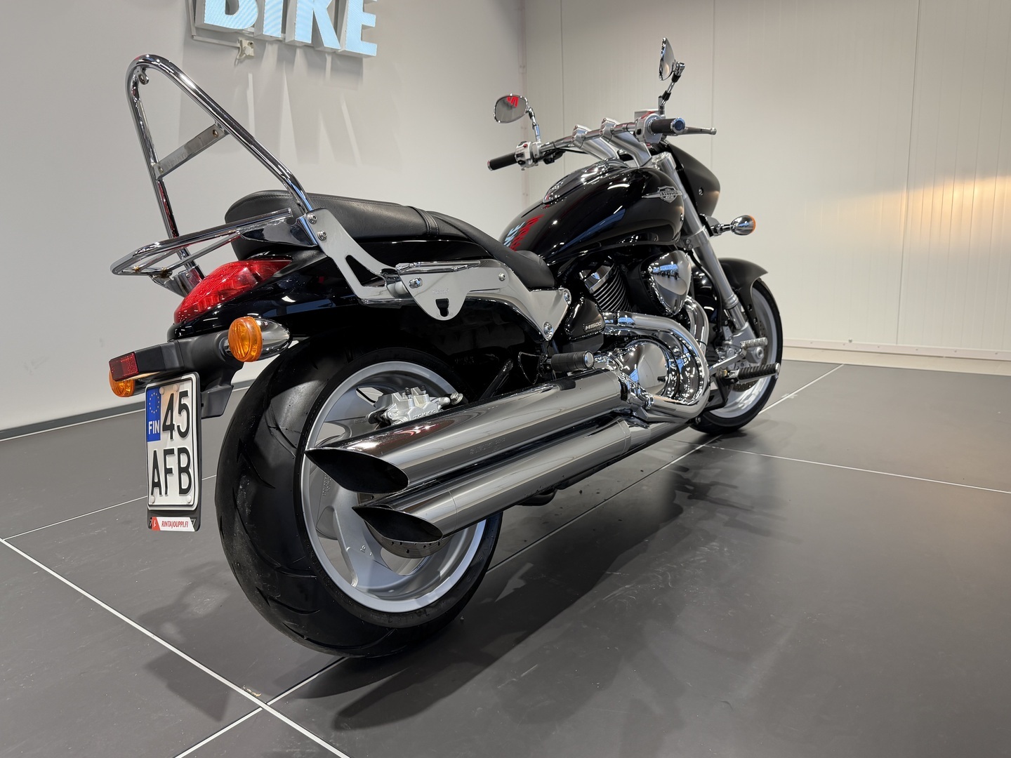SUZUKI INTRUDER 2012