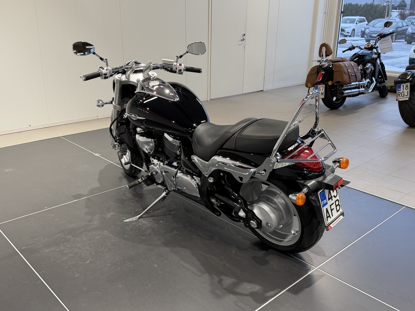 SUZUKI INTRUDER 2012