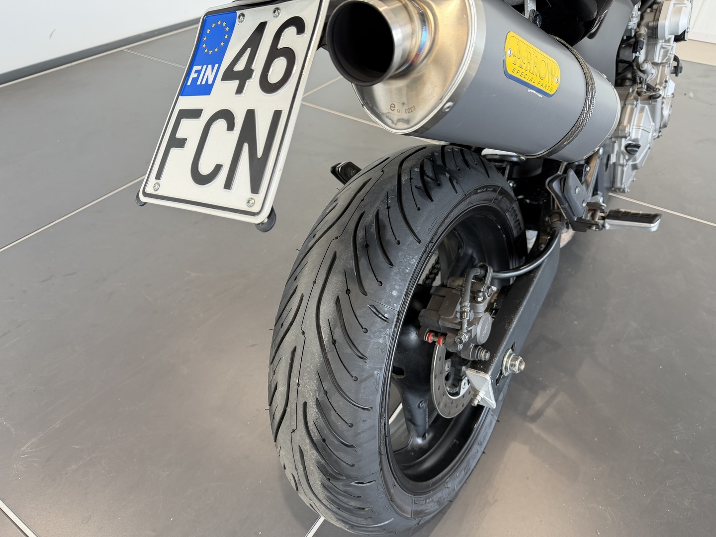 HONDA CB 2003