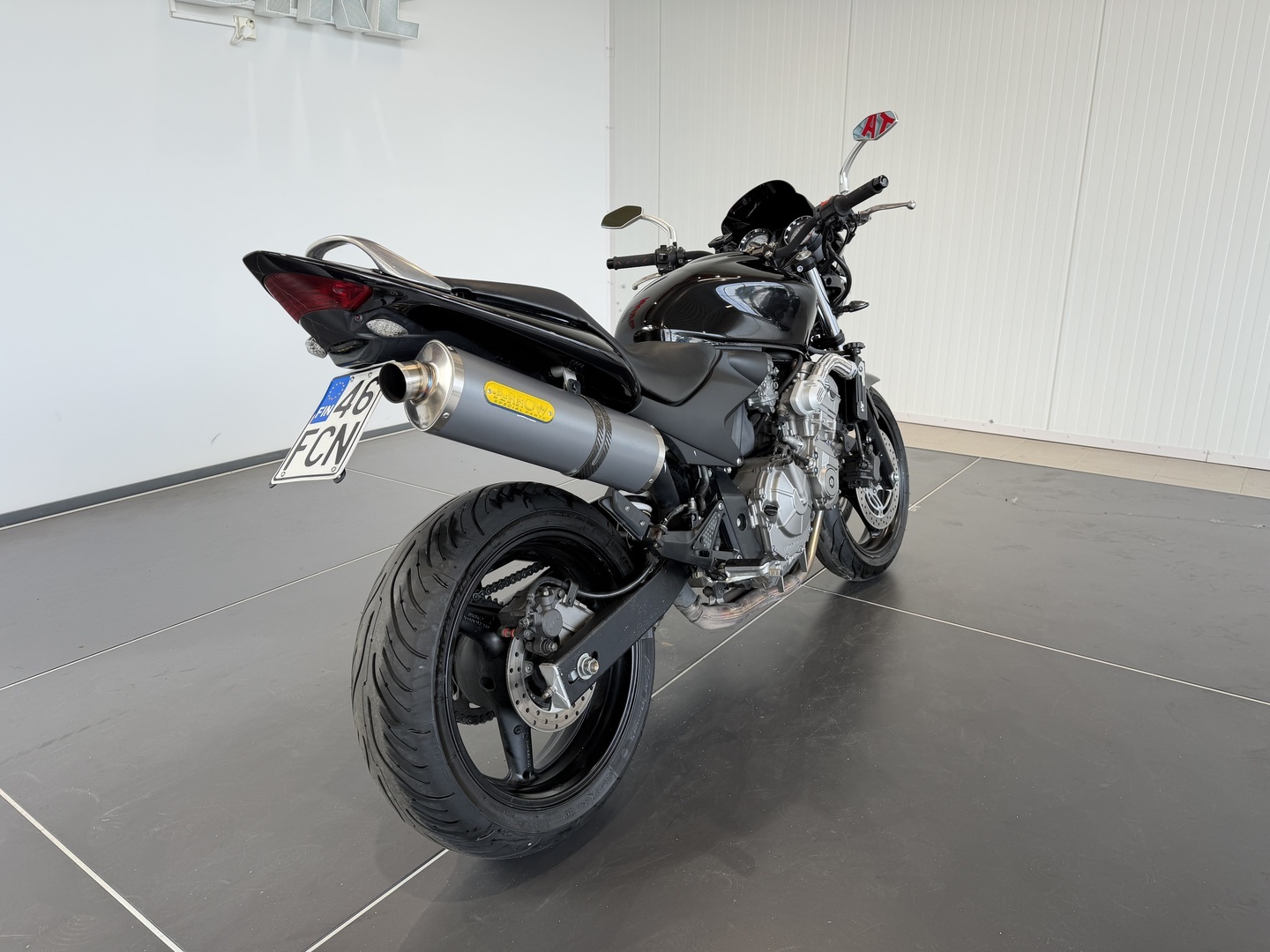 HONDA CB 2003
