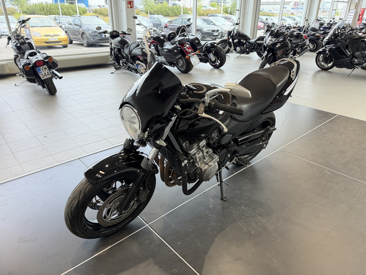 HONDA CB 2003