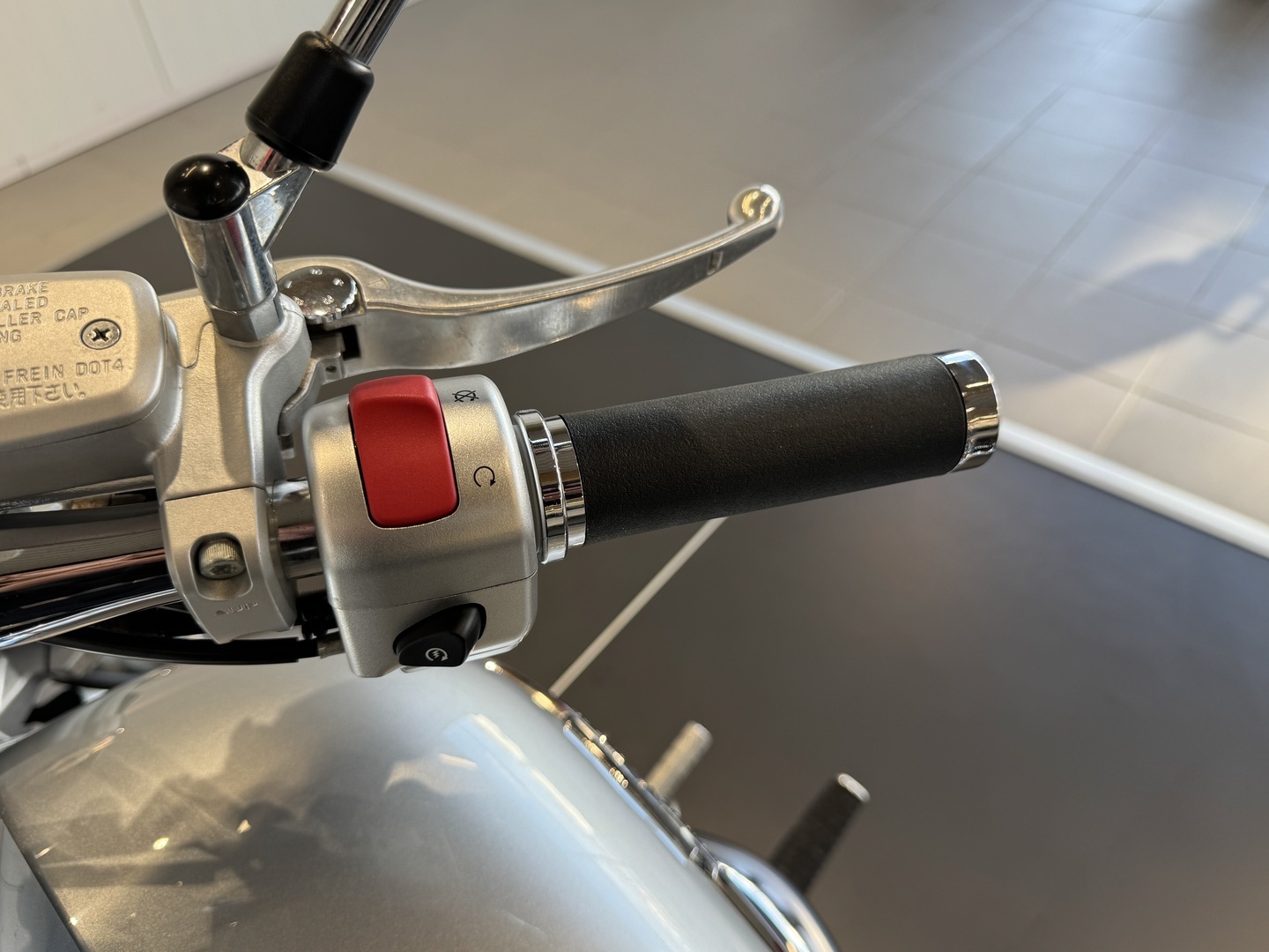 SUZUKI INTRUDER 2010