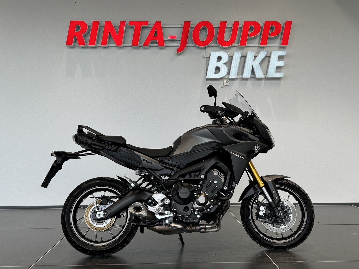 YAMAHA MT-09 2015