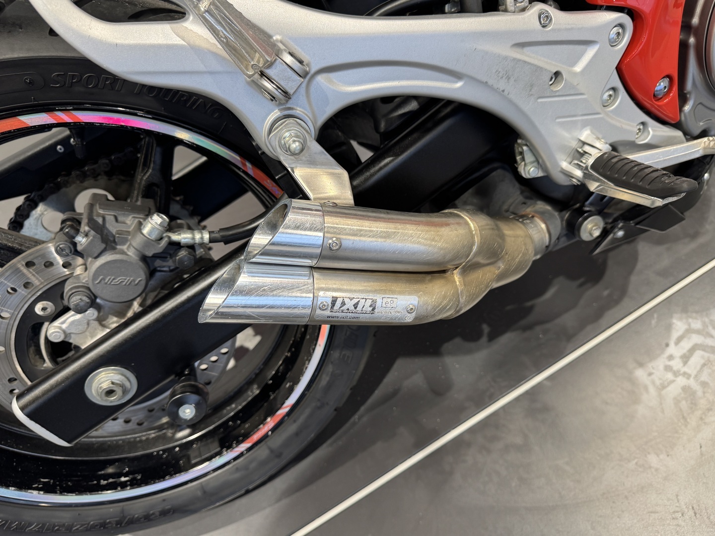 SUZUKI SFV 650 GLADIUS 2010