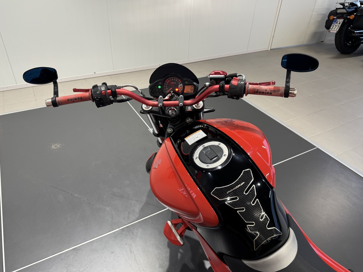 SUZUKI SFV 650 GLADIUS 2010