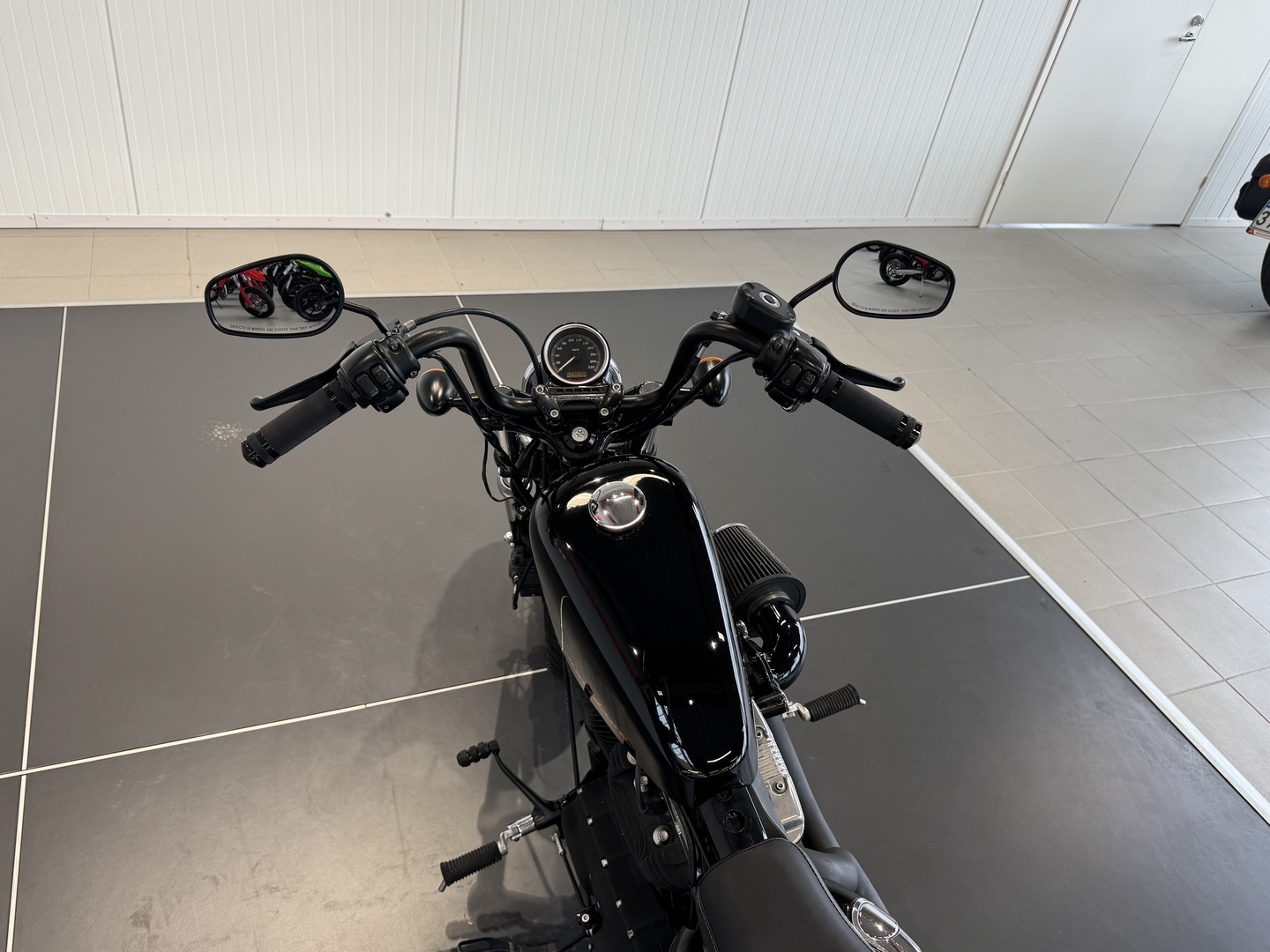 HARLEY-DAVIDSON Sportster 2013