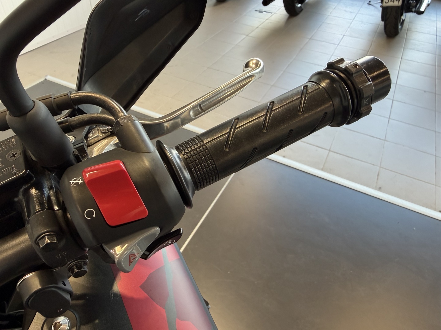 HONDA CB 2021