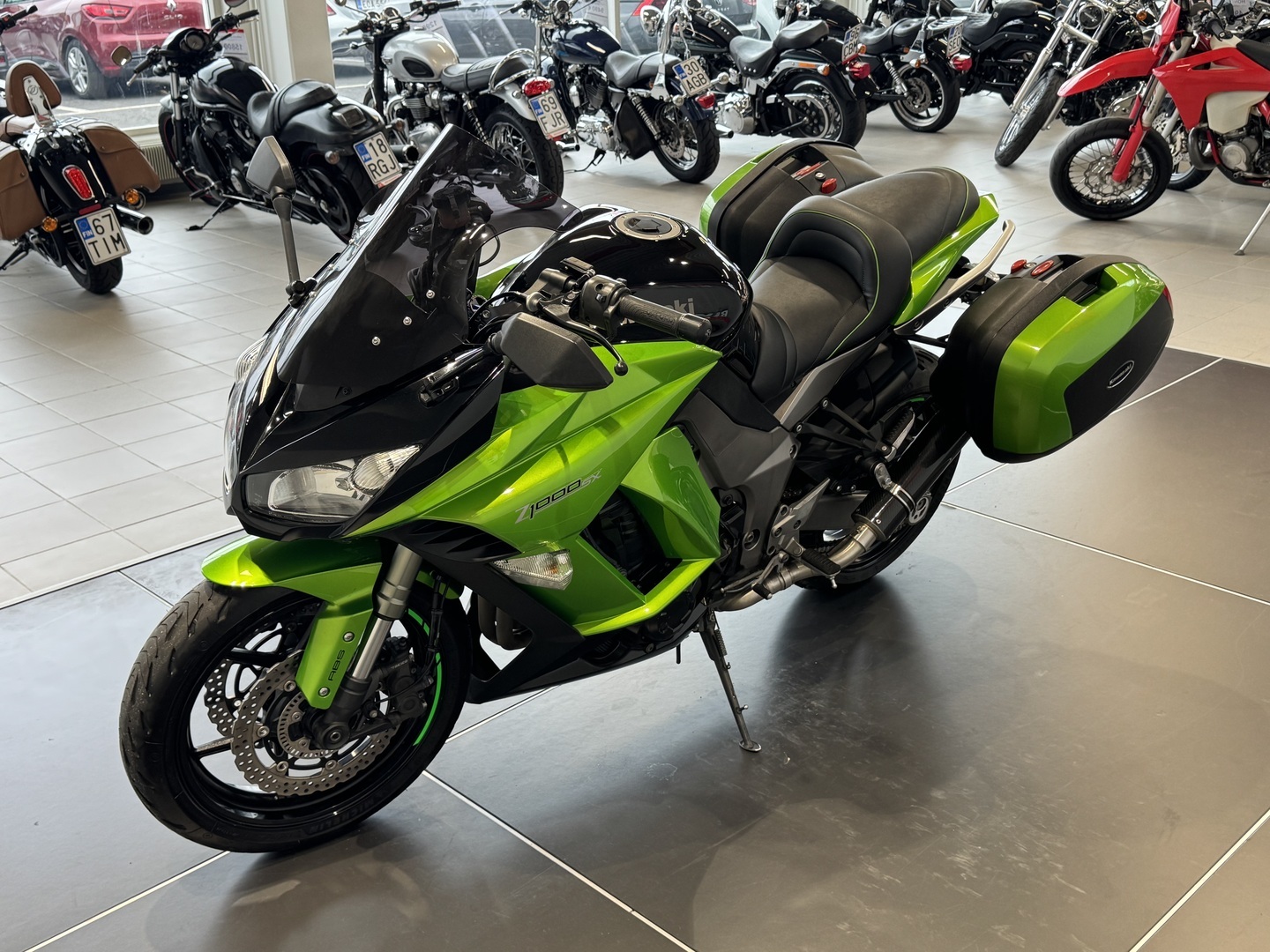 KAWASAKI Z 2011
