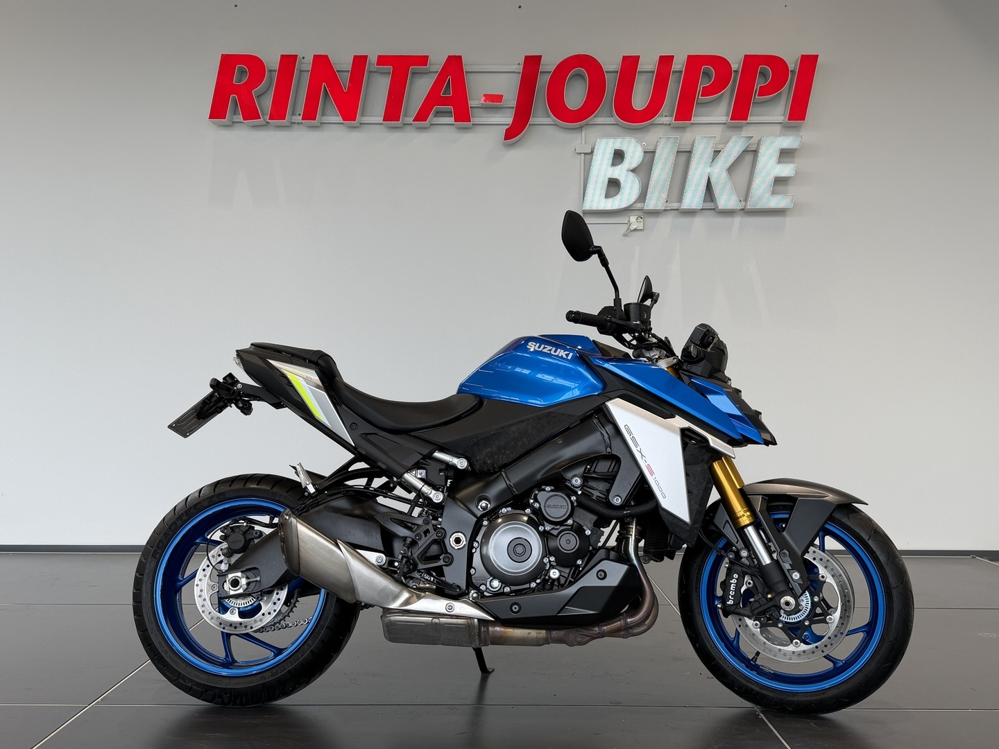 SUZUKI GSX-S 2023