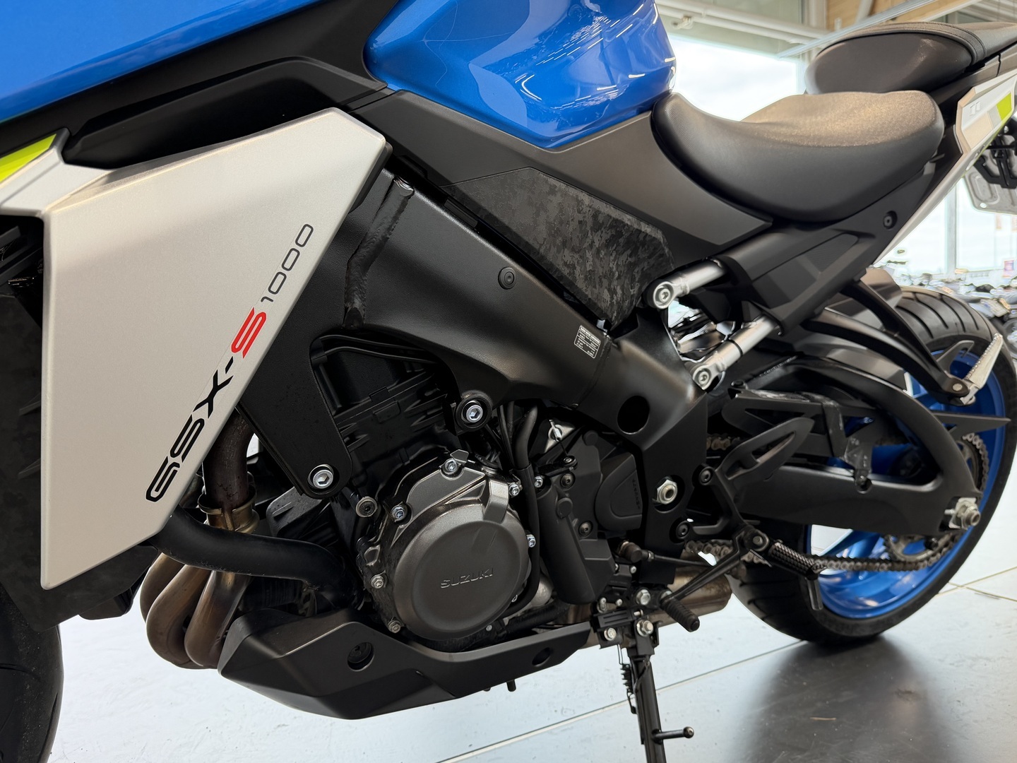 SUZUKI GSX-S 2023