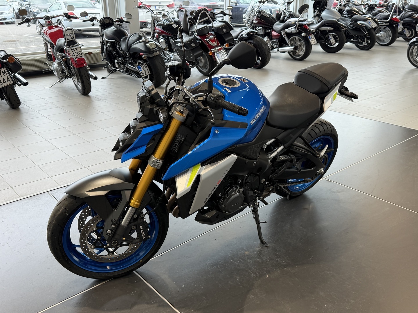 SUZUKI GSX-S 2023
