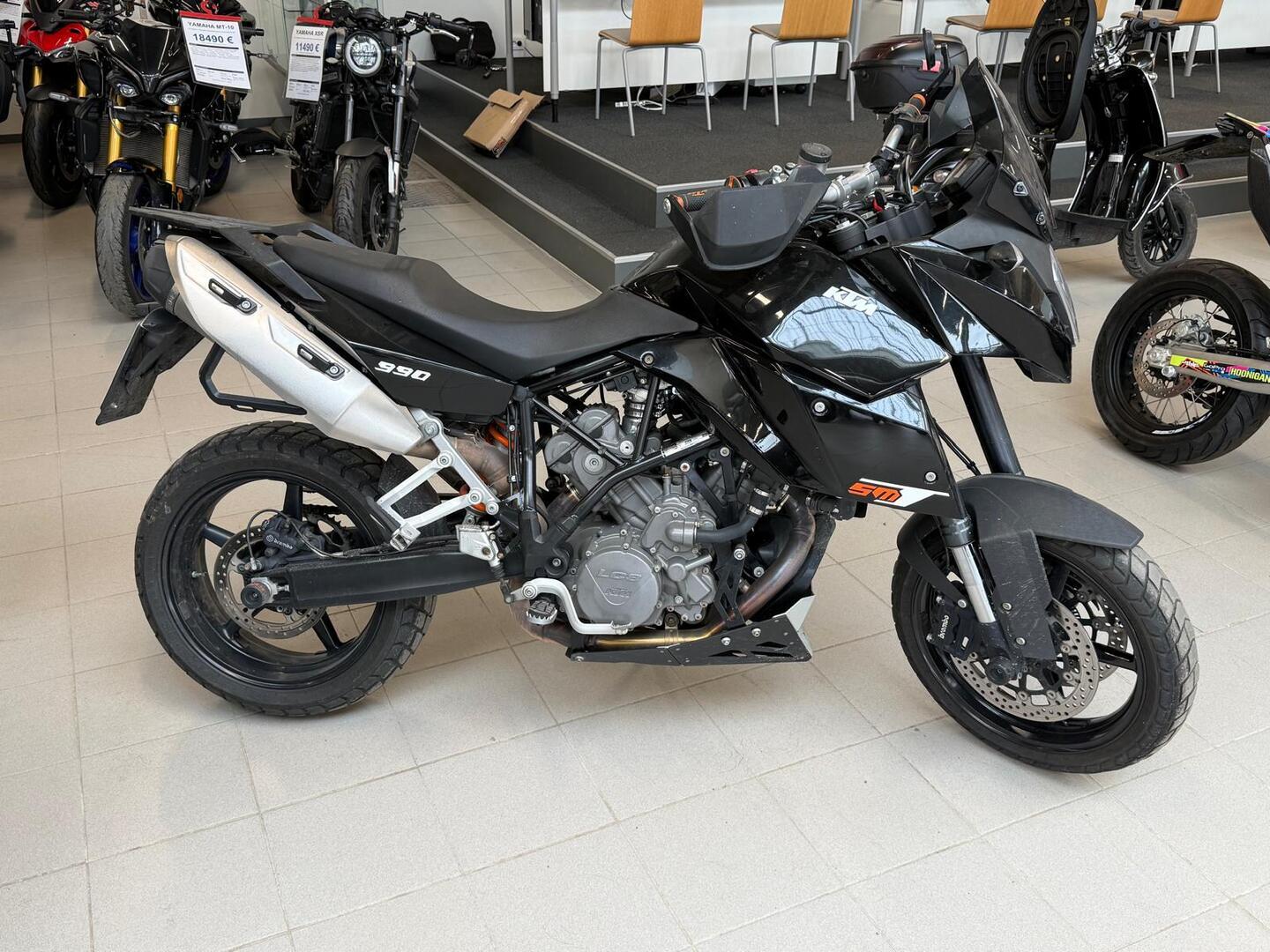 KTM 990 2011