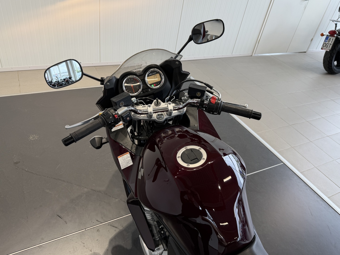 SUZUKI GSF 2010