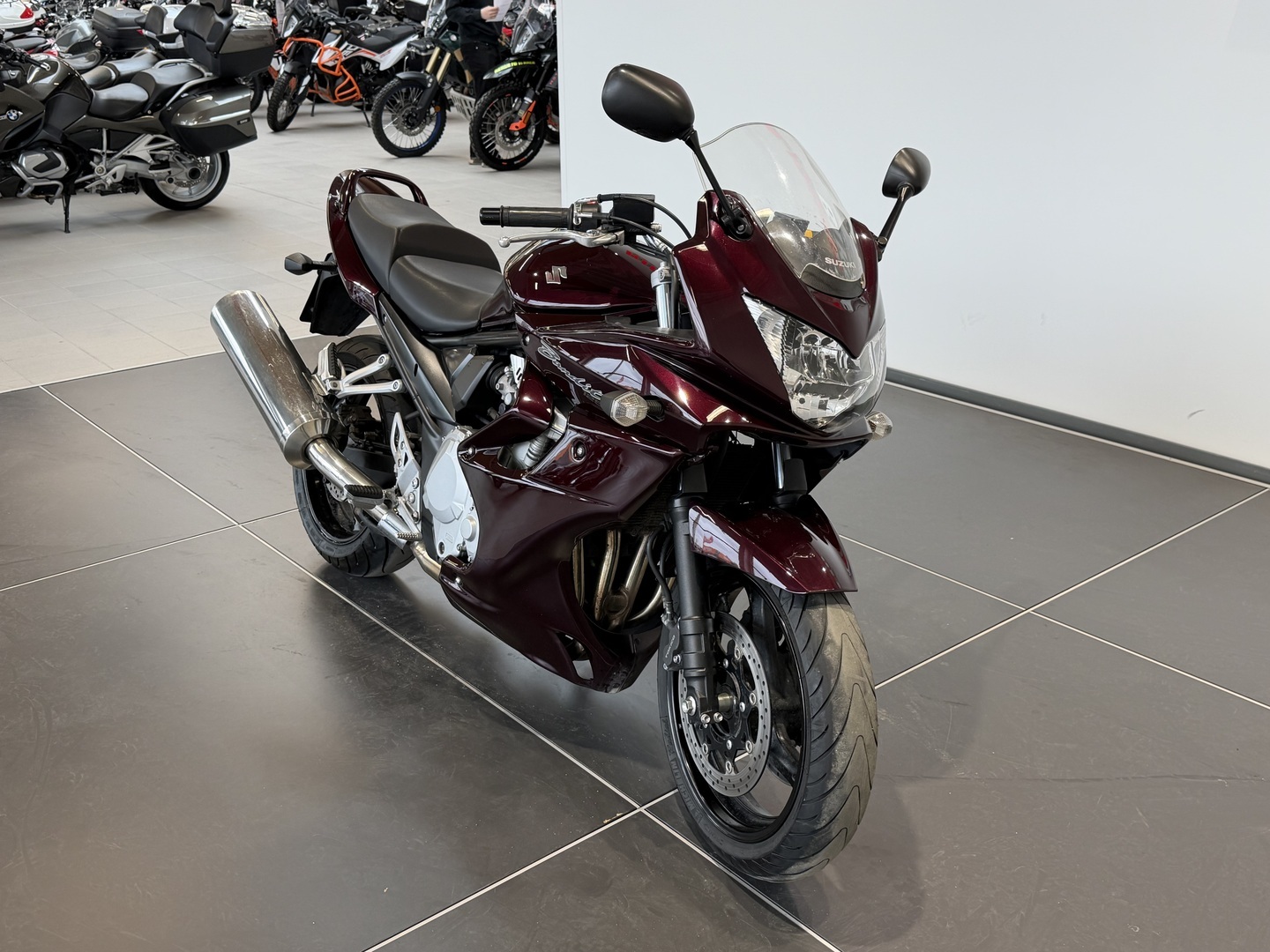 SUZUKI GSF 2010