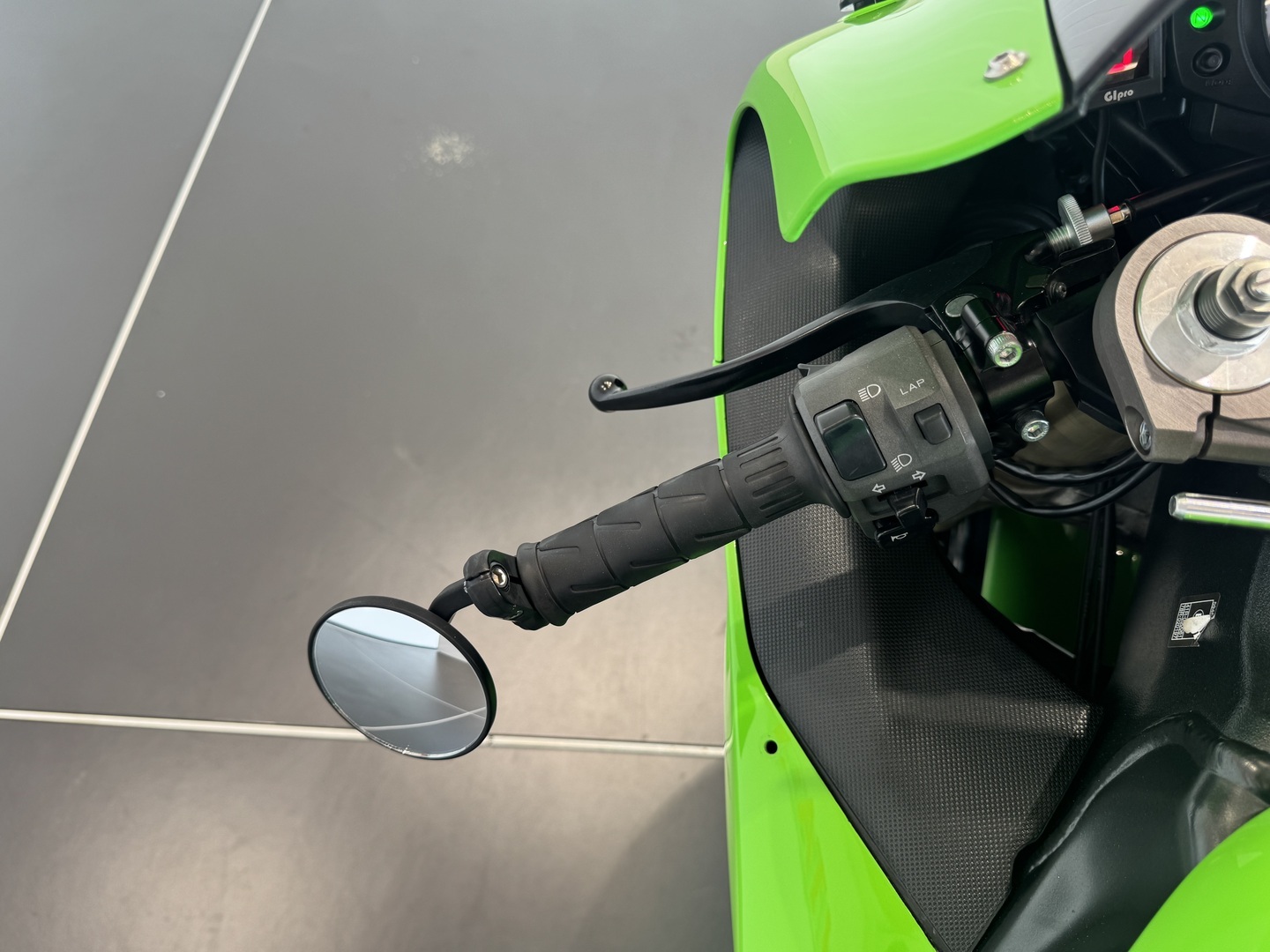 KAWASAKI ZX-10R 2007