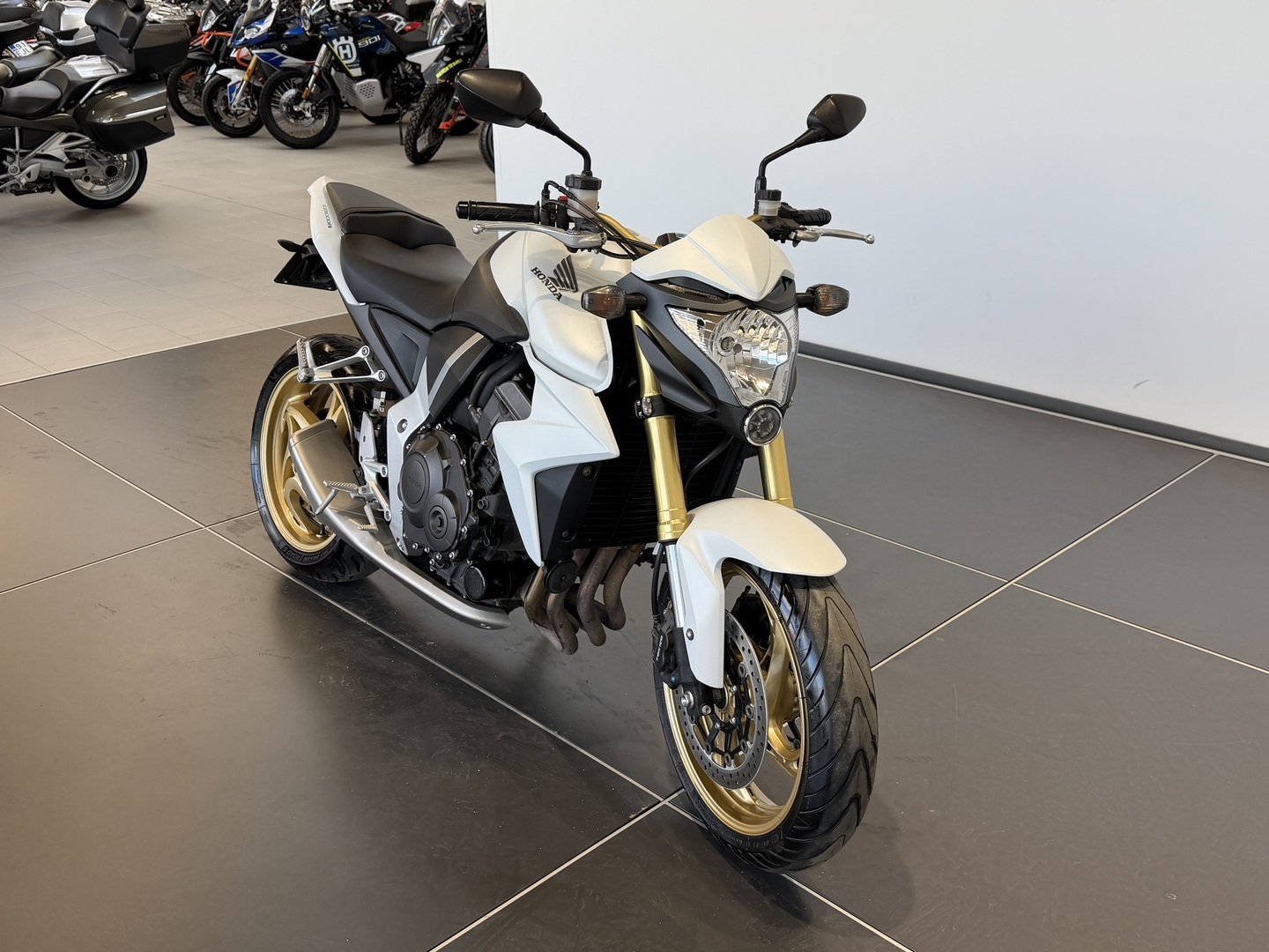 HONDA CB 2013