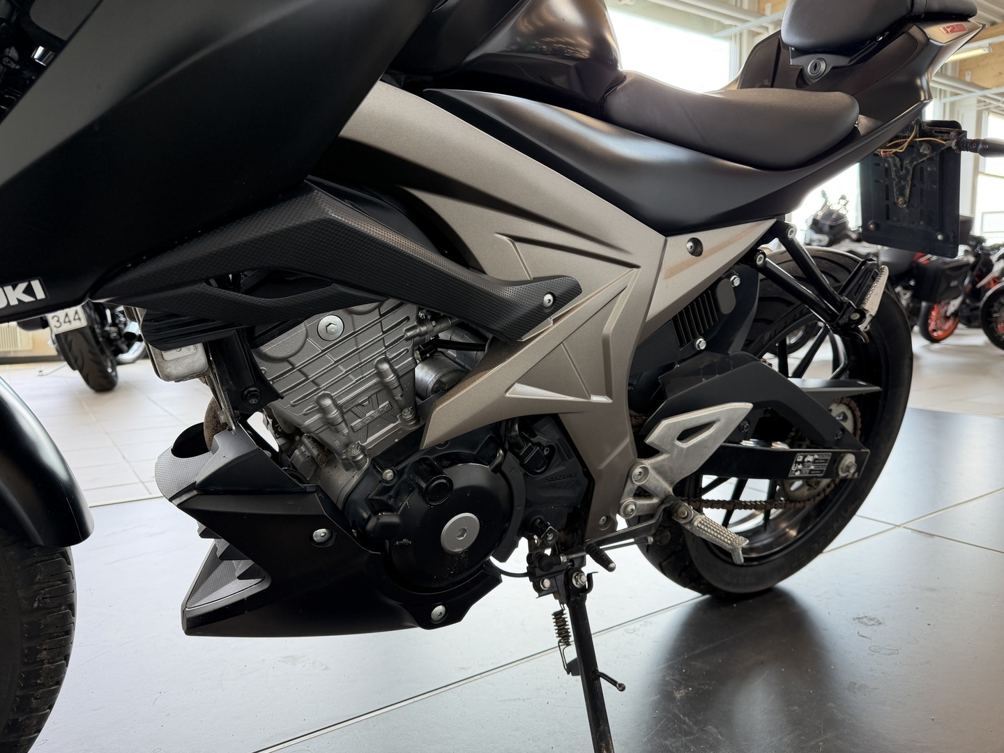SUZUKI GSX-S 2017