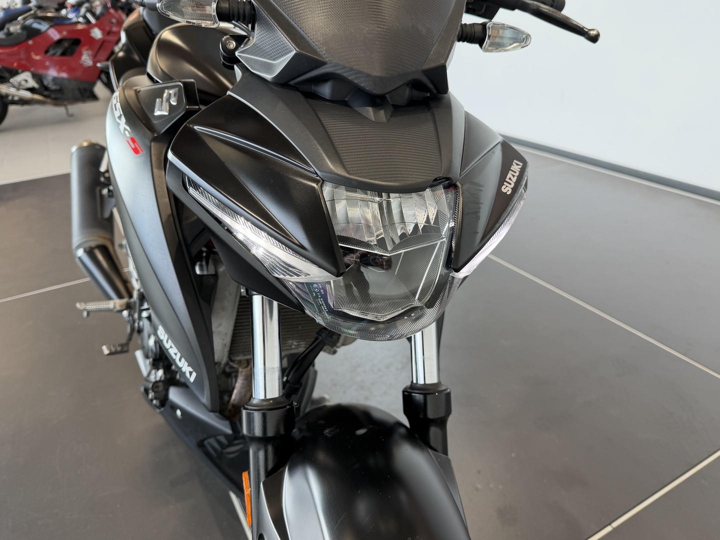 SUZUKI GSX-S 2017