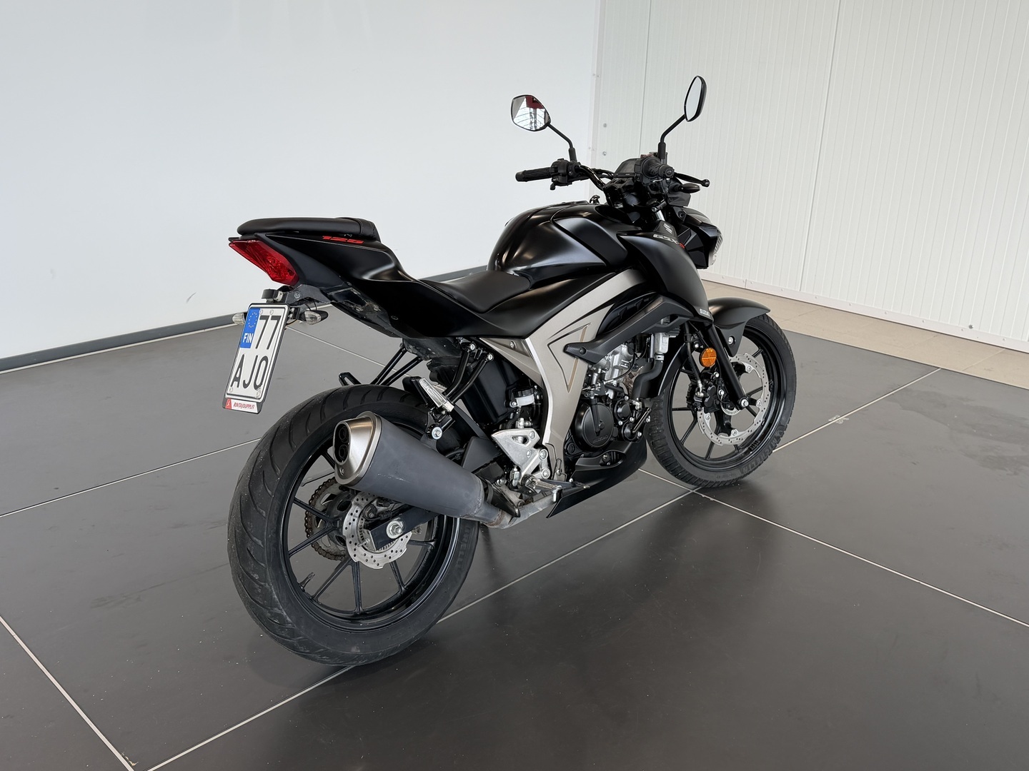 SUZUKI GSX-S 2017