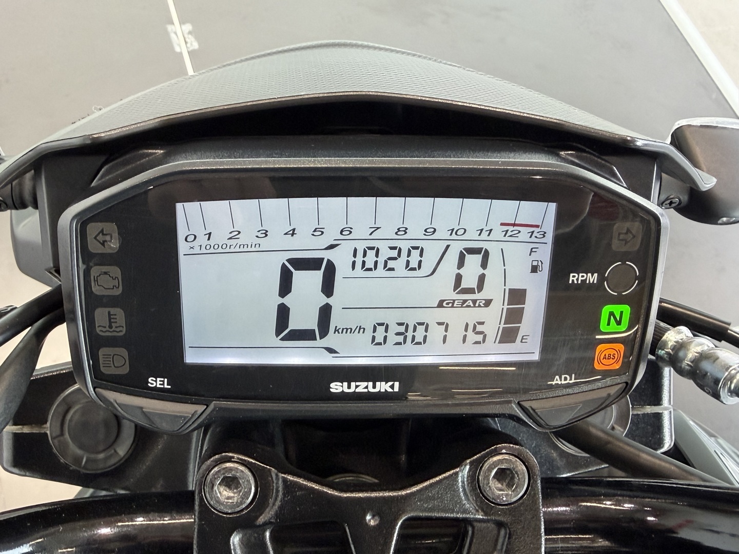 SUZUKI GSX-S 2017
