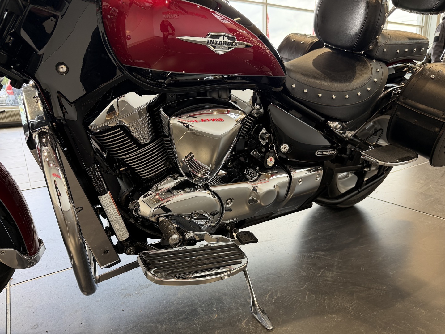 SUZUKI INTRUDER 2010