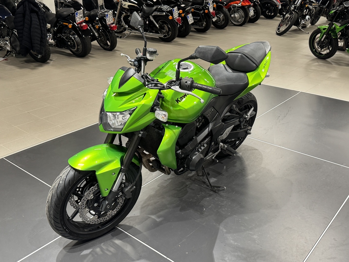KAWASAKI Z 2012