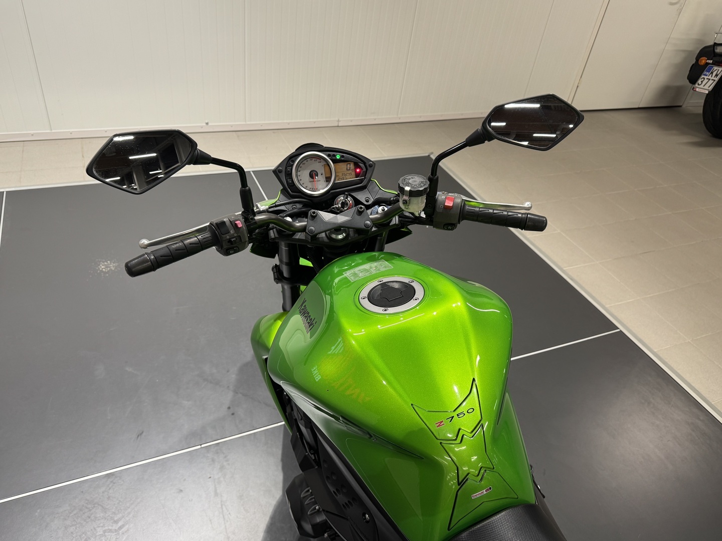 KAWASAKI Z 2012