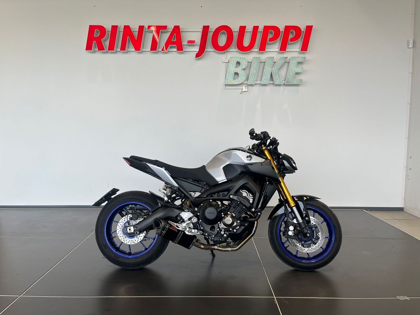 YAMAHA MT-09 2020