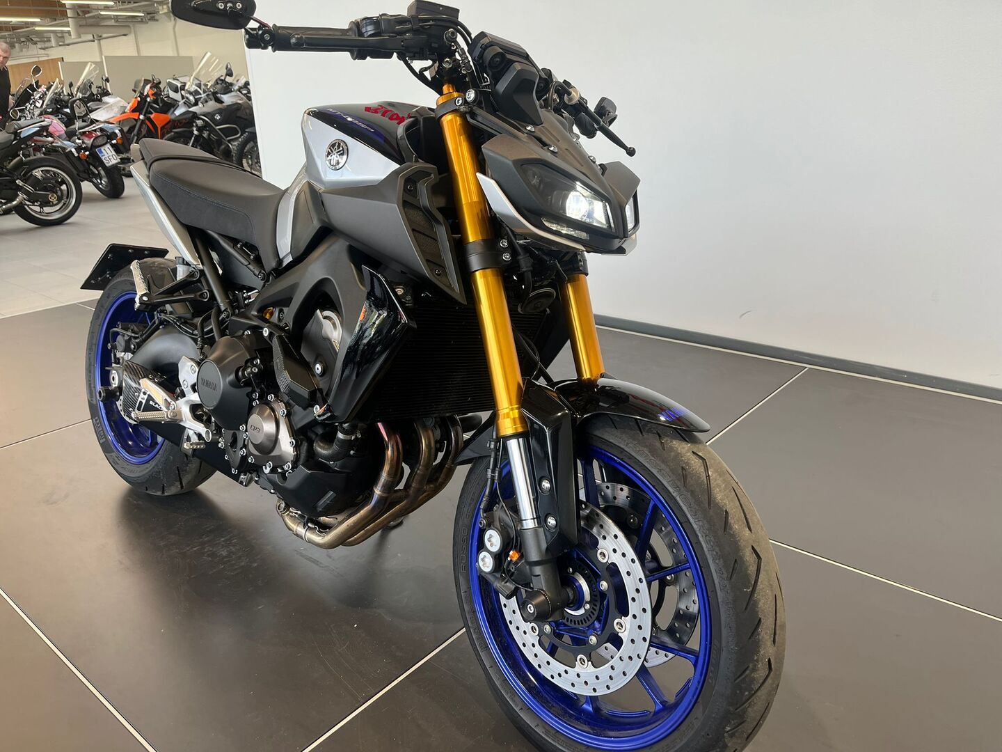 YAMAHA MT-09 2020