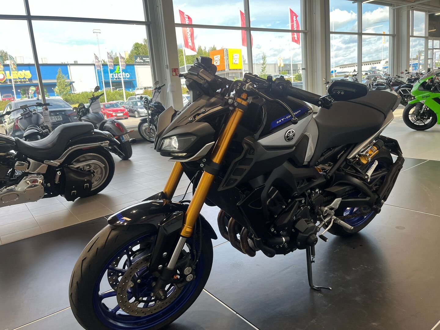 YAMAHA MT-09 2020