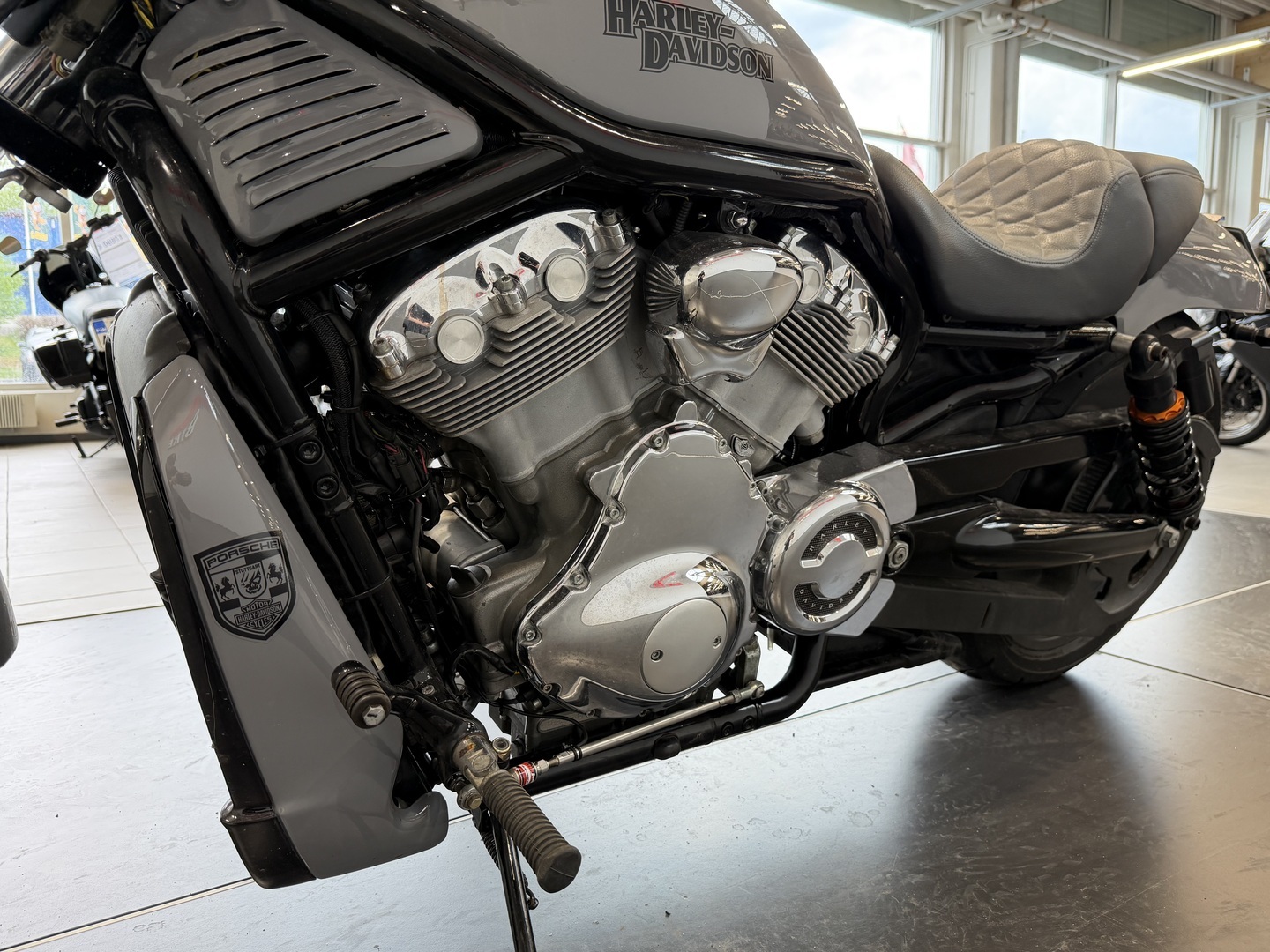 HARLEY-DAVIDSON VRSC 2003