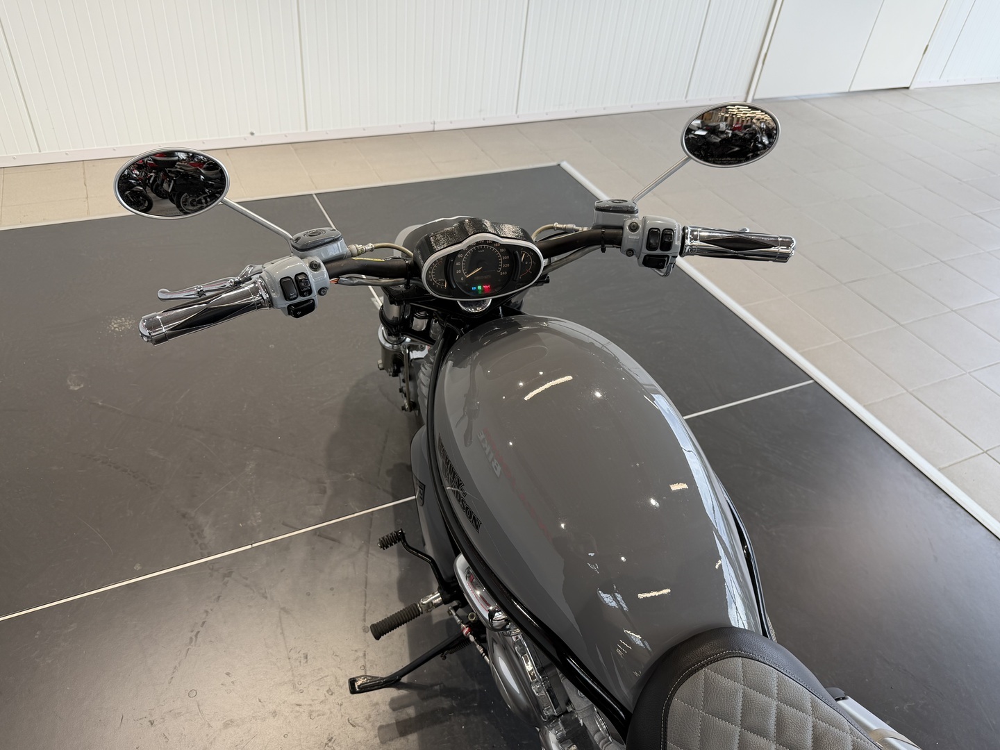 HARLEY-DAVIDSON VRSC 2003