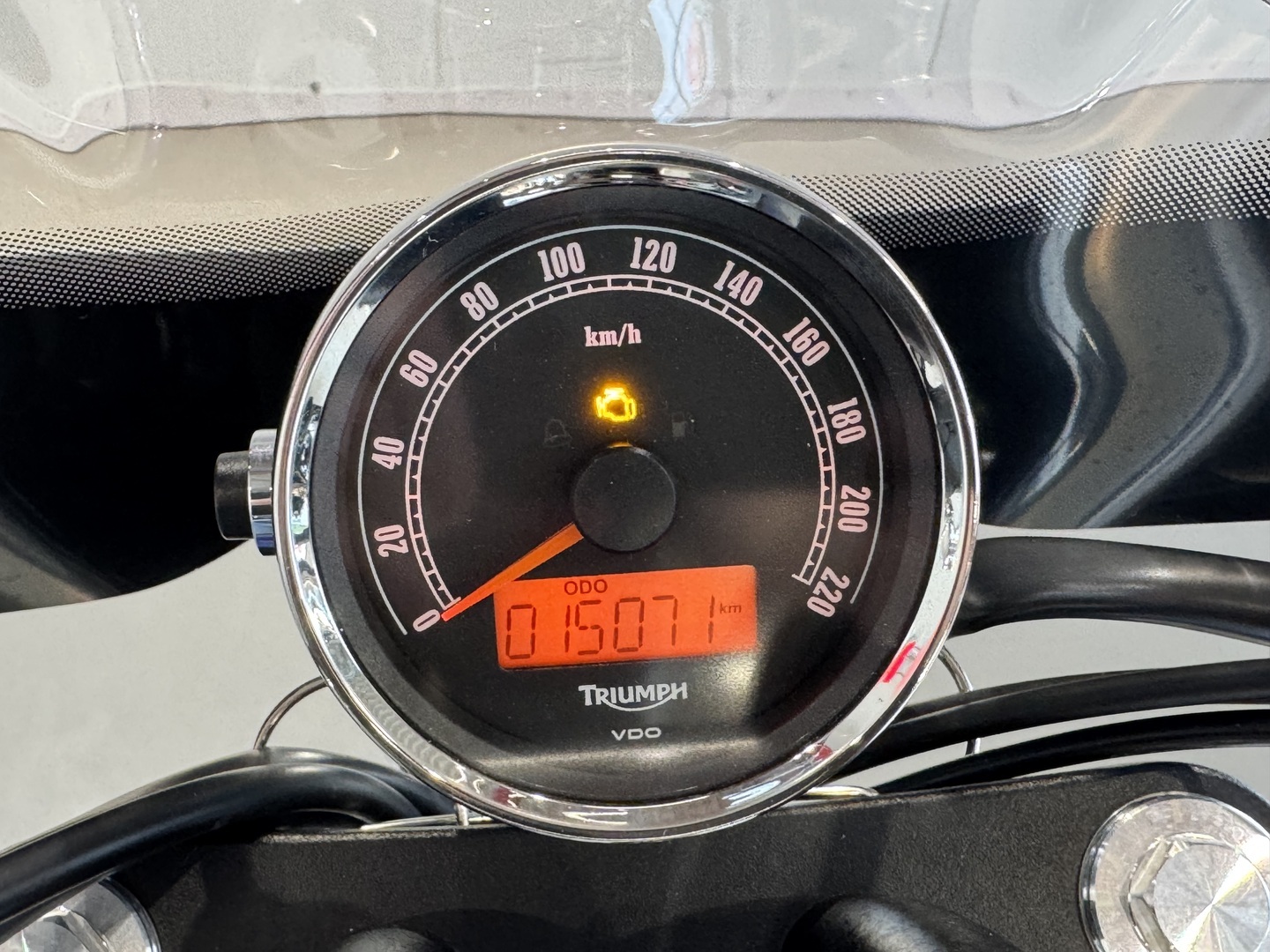 TRIUMPH SPEEDMASTER 2013