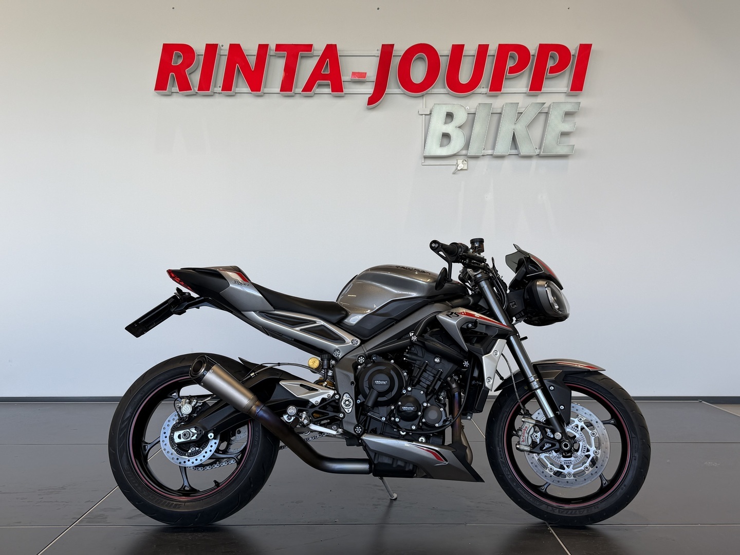 TRIUMPH STREET TRIPLE 2020