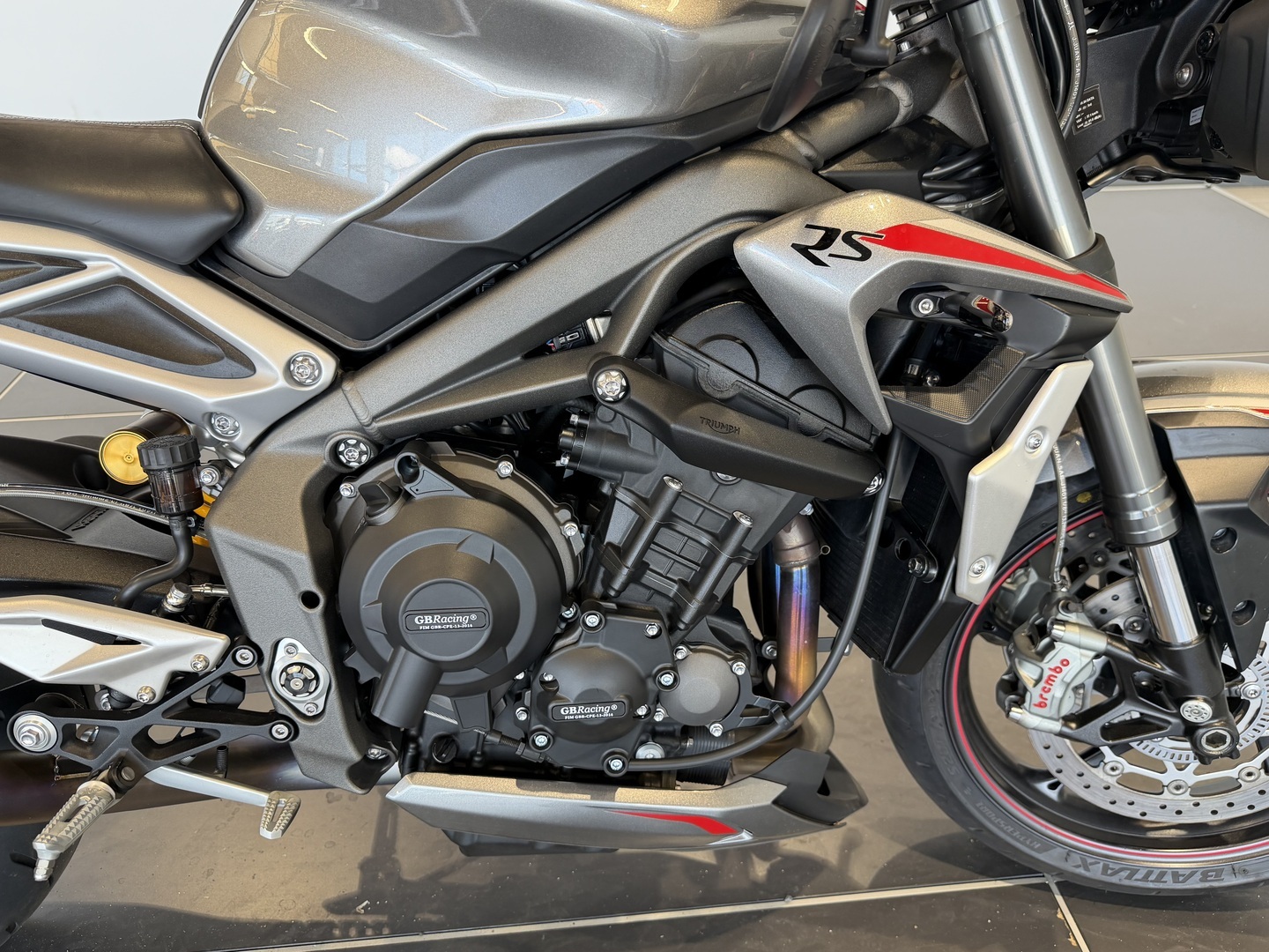 TRIUMPH STREET TRIPLE 2020
