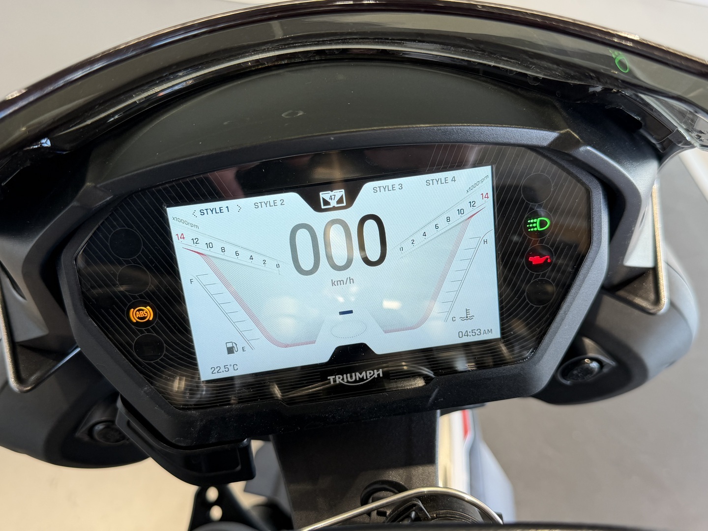 TRIUMPH STREET TRIPLE 2020