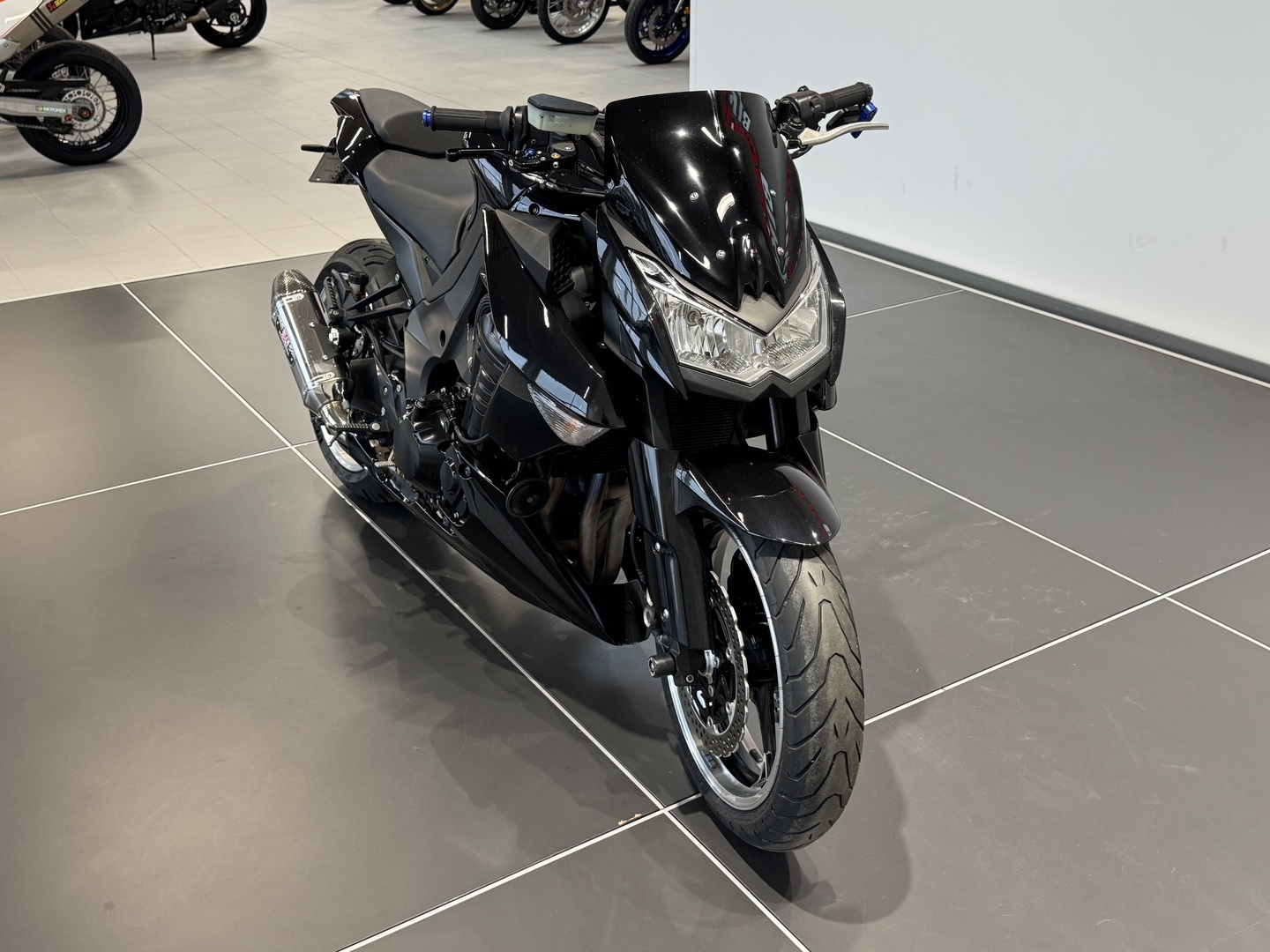 KAWASAKI Z 2010