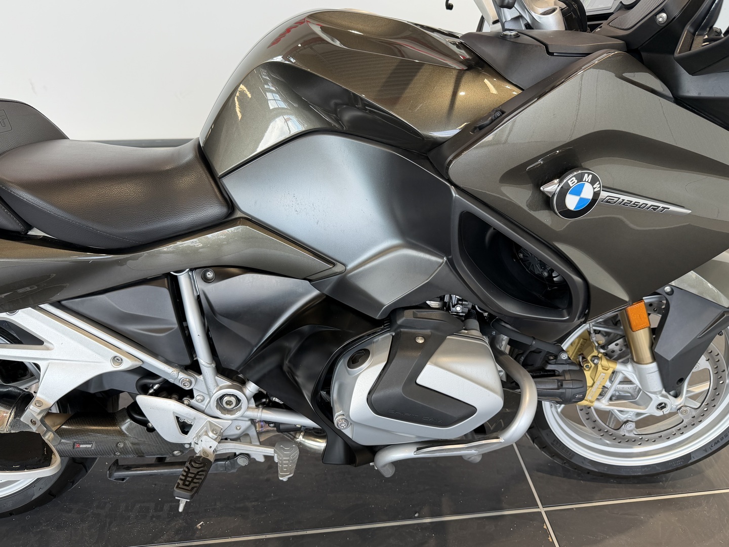 BMW R 2020