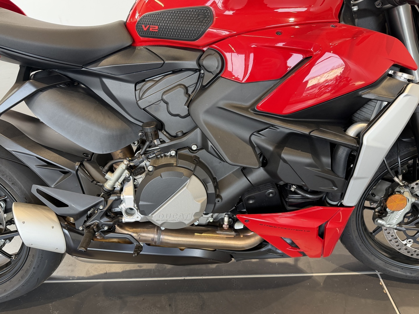 DUCATI STREETFIGHTER 2022