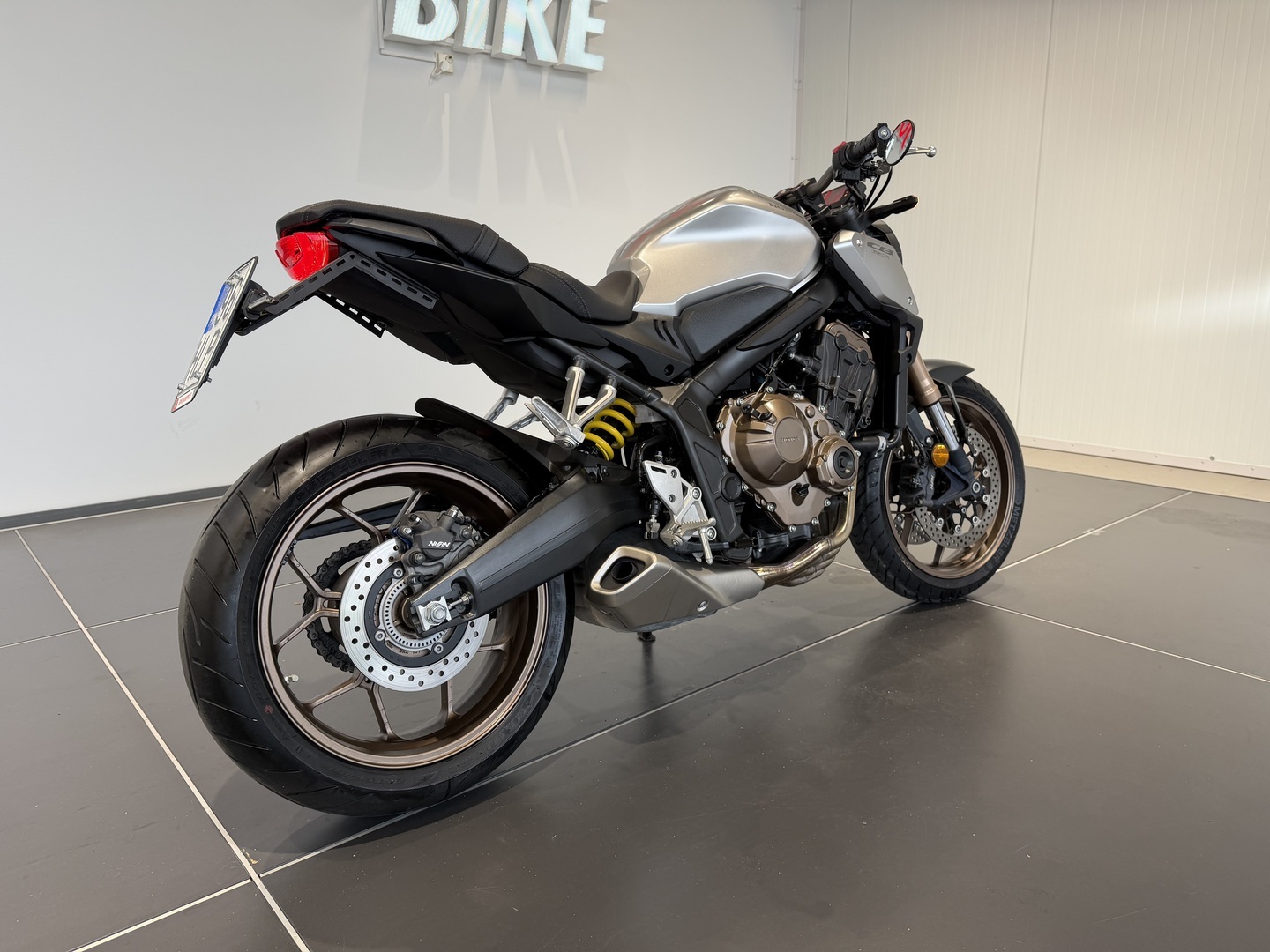 HONDA CB 2020