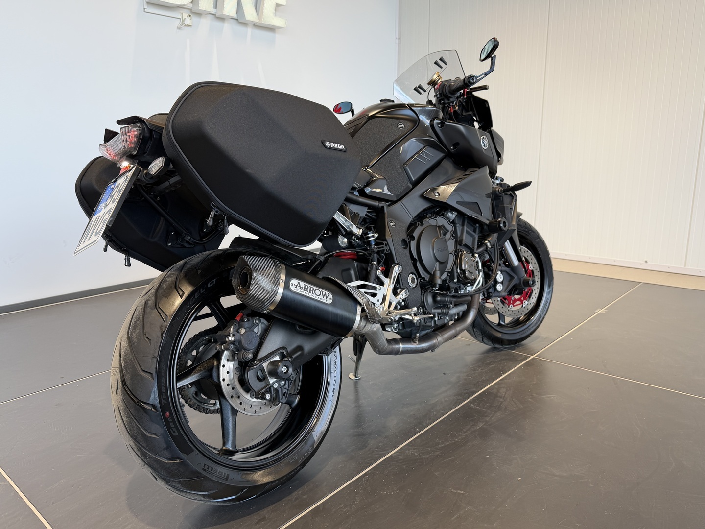 YAMAHA MT-10 2018