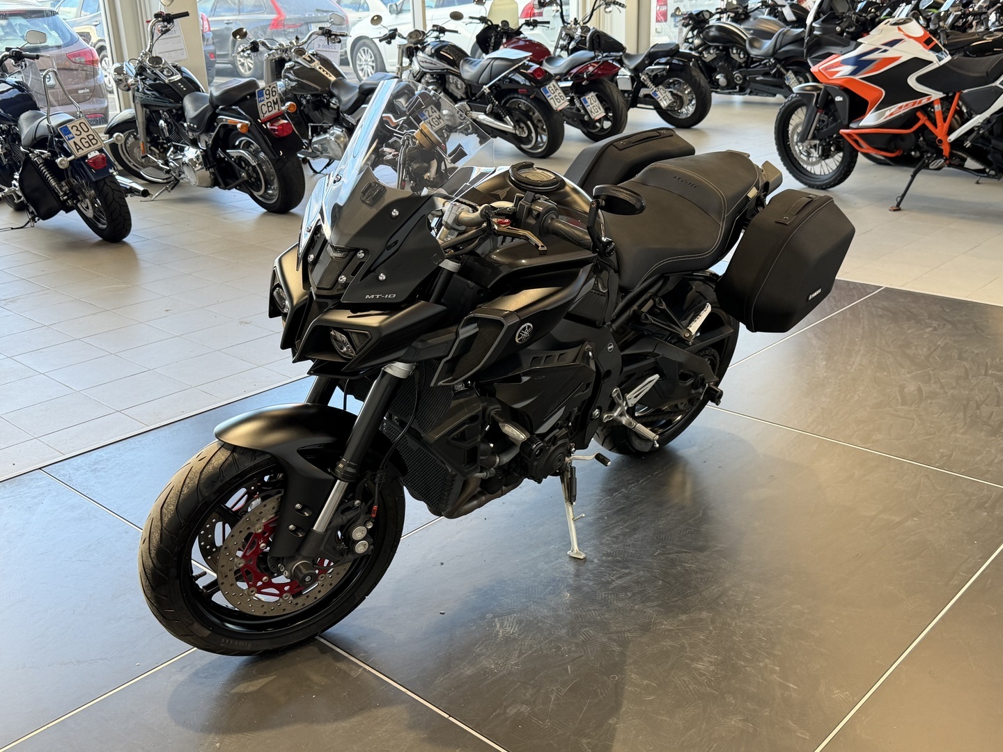 YAMAHA MT-10 2018