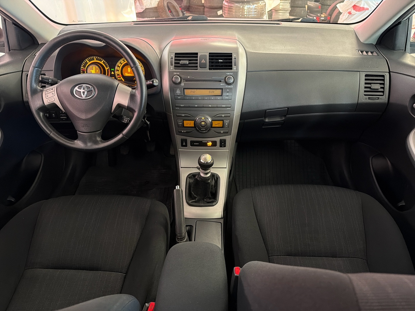 TOYOTA Corolla 2009