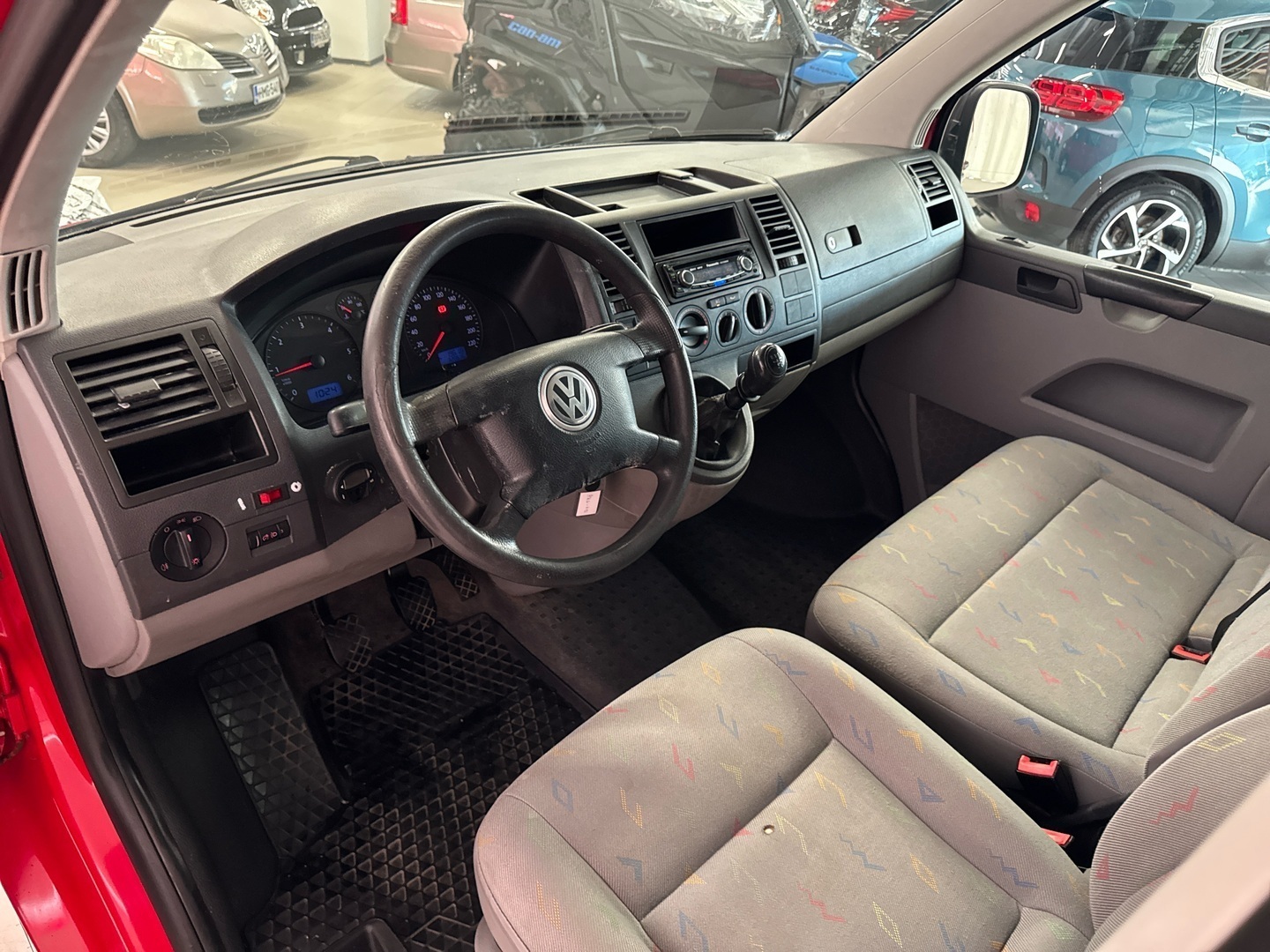 VOLKSWAGEN Transporter 2006