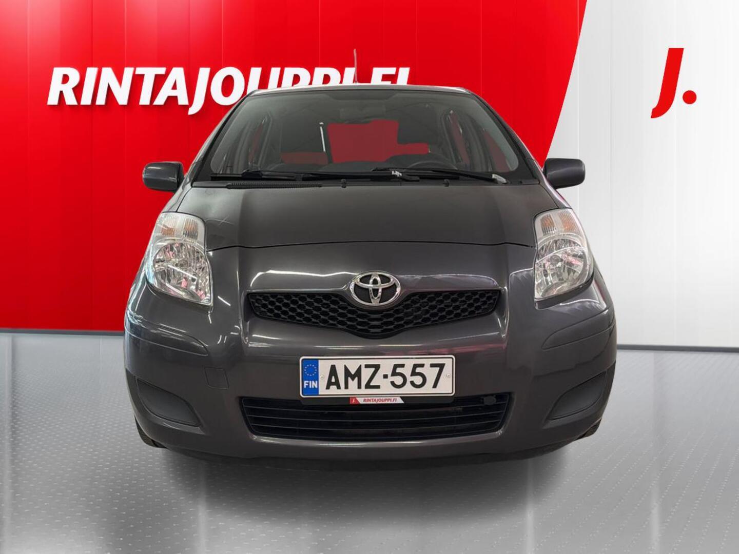 TOYOTA Yaris 2009