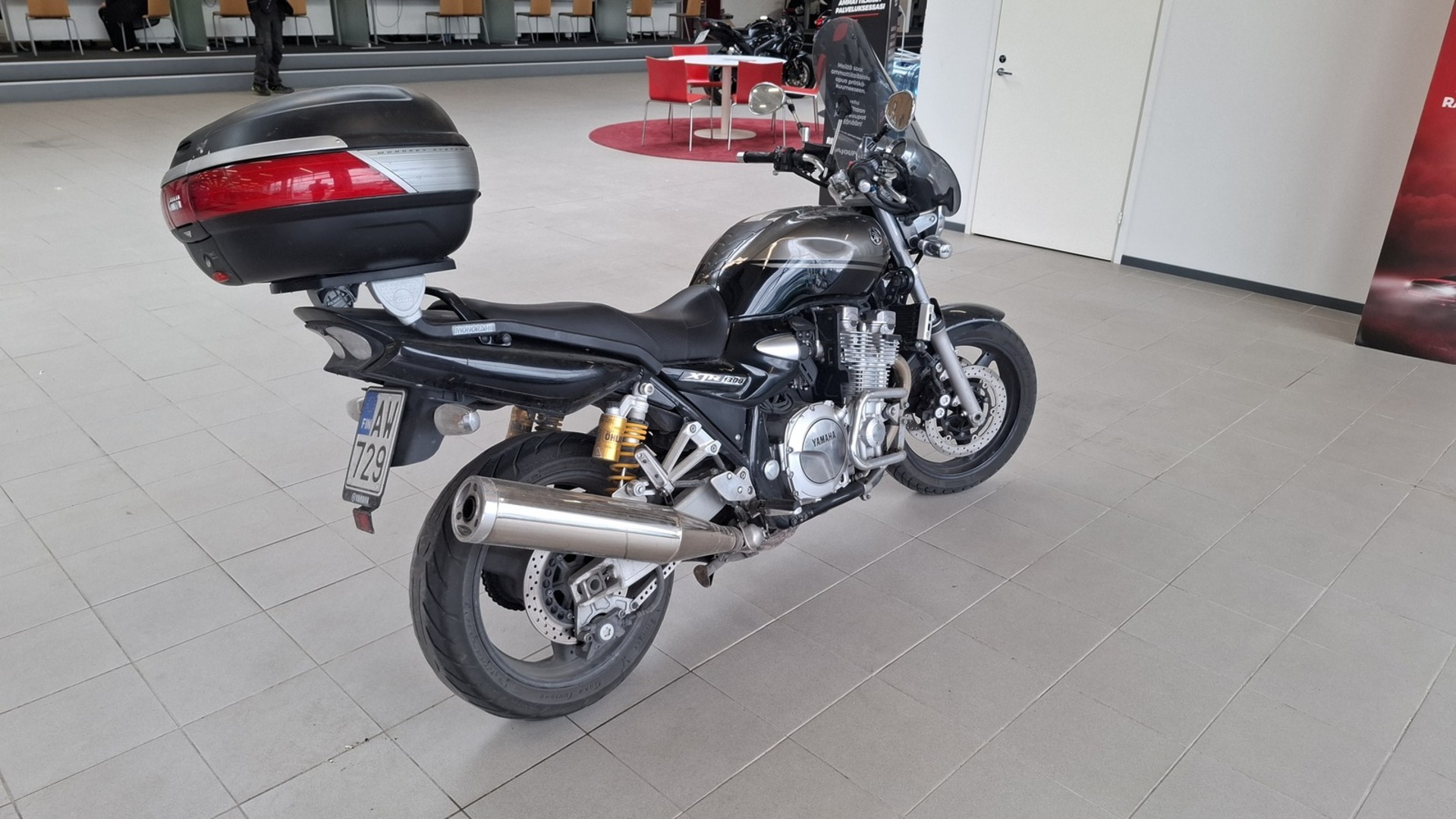 YAMAHA XJR 2008